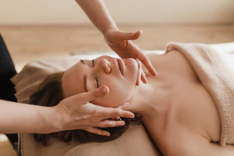 Massage relaxant du corps entier à domicile à Léognan 33850 en gironde